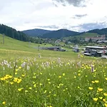 Grebenzen 1028 *
